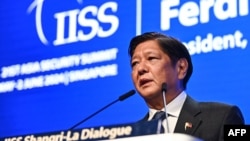 菲律宾总统小马科斯2024年5月31日在香格里拉对话上发表演说。(法新社)
