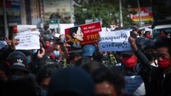 စစ်အာဏာသိမ်းဆန့်ကျင်ရေးလှုပ်ရှားမှု လူငယ်အများစုတက်တက်ကြွကြွ ပါဝင် စစ်အာဏာသိမ်းဆန့်ကျင်ရေးလှုပ်ရှားမှု လူငယ်အများစုတက်တက်ကြွကြွ ပါဝင်