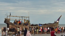 အင်ဒိုနီးရှား၊ အာချေးကမ်းခြေရောက်လာတဲ့ ရိုဟင်ဂျာ ဒုက္ခသည် ၇၆ ဦးကို ယာယီခိုလှုံခွင့်ပေး  အင်ဒိုနီးရှား၊ အာချေးကမ်းခြေရောက်လာတဲ့ ရိုဟင်ဂျာ ဒုက္ခသည် ၇၆ ဦးကို ယာယီခိုလှုံခွင့်ပေး