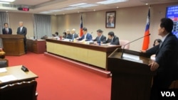台湾申请成为亚投行创始成员遭拒成为立法院内政委员会质询的焦点(美国之音张永泰拍摄)