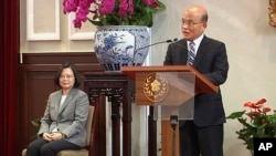 资料照:台湾行政院长苏贞昌讲话