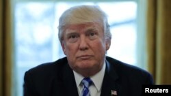 TT Trump trao đổi với báo giới tại Phòng Bầu Dục - sau khi dự luật AHCA nhằm bãi bỏ Obamacare bị rút lại.