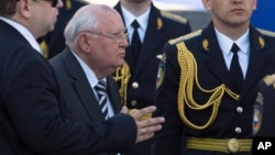 Михайло Горбачов на Параді перемоги у Москві. Червона площа, 2013 рік.