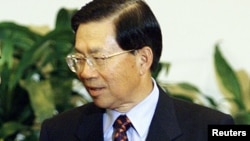 2001年10月19日,台湾外交部长田弘茂
