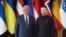 Президент України Володимир Зеленський і президент Європейської ради Антоніу Кошта перед зустріччю з європейськими лідерами та прем’єр-міністром Канади в Києві на третю річницю російського вторгнення в Україну, 24 лютого 2025 року. (Фото: ПРЕССЛУЖБА ПРЕЗИДЕНТА УКРАЇНИ / AFP)