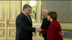 Навіщо американські сенатори Маккейн, Грем та Клобучар їздили в Україну. Відео Навіщо американські сенатори Маккейн, Грем та Клобучар їздили в Україну. Відео