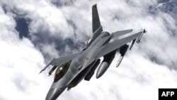 အမေရိကန် F-16 တိုက်လေယာဥ်။ (courtesy of US Sir Force)