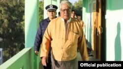 စစ်ကိုင်းတိုင်းဝန်ကြီးချုပ် ဒေါက်တာမြင့်နိုင်။ (ဓာတ်ပုံ - Sagaing Region Government Office - ဒီဇင်ဘာ ၀၉၊ ၂၀၁၈)