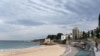 图为澳大利亚悉尼空无一人的库吉(Coogee)海滩。(2020年4月16日)