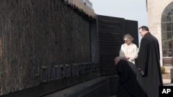 Пам'ятник Голодомору