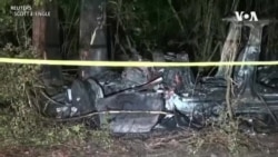 特斯拉高速行驶中翻车起火 车内两人丧生 特斯拉高速行驶中翻车起火 车内两人丧生