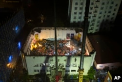 黑龙江齐齐哈尔市一所中学体育馆屋顶坍塌致11人死亡。(2023年6月24日)
