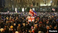 Протест в Грузії, після заяви уряду про призупинку заявки на членство в ЄС. Тбілісі. 28 листопада 2024 року