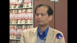 方舟子:打假既打苍蝇也打老虎  方舟子:打假既打苍蝇也打老虎