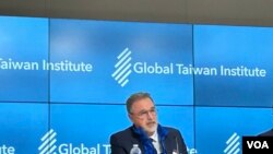 前美国共和党联邦众议员邵建隆参加全球台湾研究中心年会。(2024年10月16日,美国之音锺辰芳拍摄)