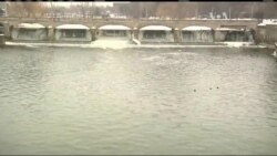 Заощадження коштів призвело до забруднення питної води у Мічигані. Відео Заощадження коштів призвело до забруднення питної води у Мічигані. Відео