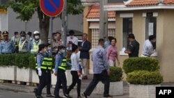 ကမ္ဘောဒီးယားနိုင်ငံ ဖနွမ်းပင်မြို့တရားရုံး မြင်ကွင်း။ (နိုဝင်ဘာ ၂၆၊ ၂၀၂၀)