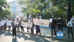 စစ်အာဏာသိမ်းမှု မန္တလေးဆေးကျောင်းရှေ့ ဆန္ဒပြ စစ်အာဏာသိမ်းမှု မန္တလေးဆေးကျောင်းရှေ့ ဆန္ဒပြ