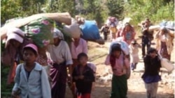 တိုက်ပွဲဖြစ်ခဲ့တဲ့ သံပေါက်ကျေးရွာနားက တခြားရွာသားတွေ အိုးအိမ်စွန့်ထွက်ပြေးနေရ တိုက်ပွဲဖြစ်ခဲ့တဲ့ သံပေါက်ကျေးရွာနားက တခြားရွာသားတွေ အိုးအိမ်စွန့်ထွက်ပြေးနေရ