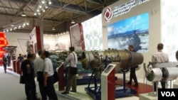 莫斯科国防武器出口展上的战机引擎。(美国之音白桦拍摄)