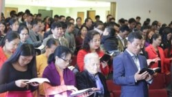 အမေရိကန်ရောက် မြန်မာခရစ်ယာန်တွေရဲ့ ခရစ်စမတ်ဆုတောင်း အမေရိကန်ရောက် မြန်မာခရစ်ယာန်တွေရဲ့ ခရစ်စမတ်ဆုတောင်း