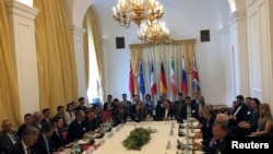 伊朗核协议剩余签字国代表7月28日在维也纳举行会议,重申履行协议。