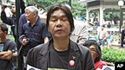 香港立法会民主派议员梁国雄(资料照片)